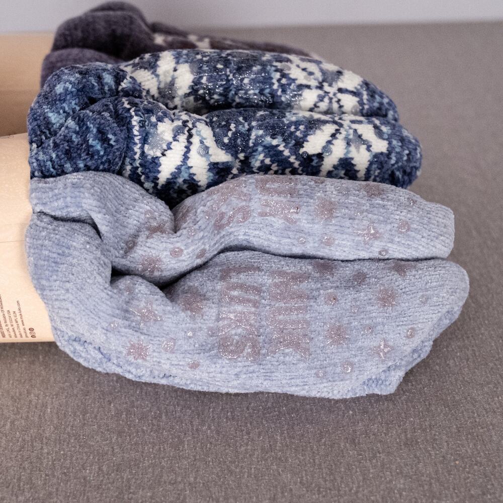 Muk Luks Sherpa Cabin Socks *4 Pair Total* Non-Skid Grippers 2 Fair Isle 2 Solid - Picture 6 of 6